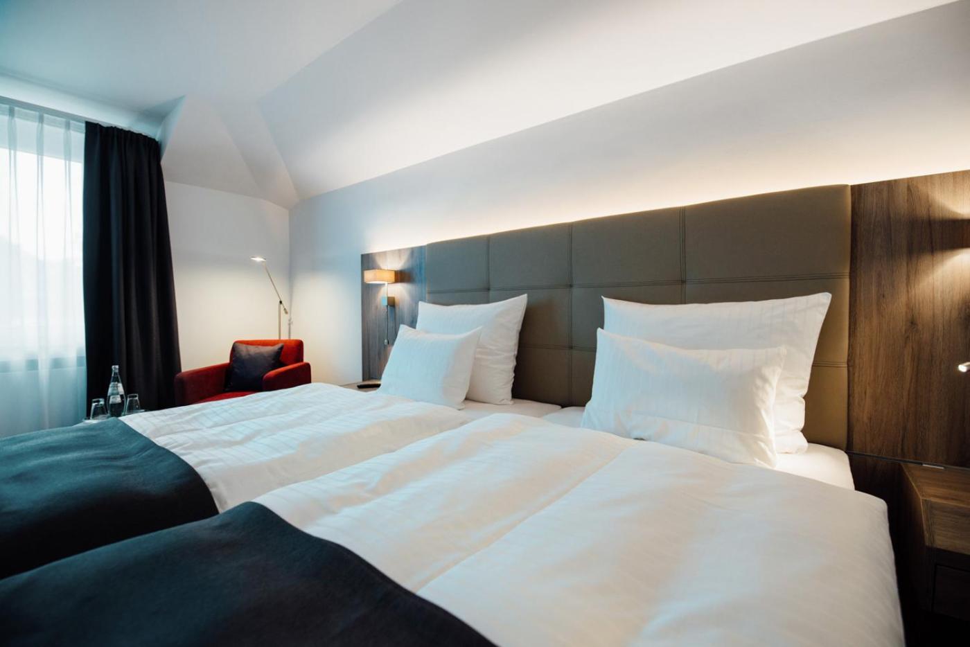 Hotel Schmachtendorf Oberhausen  Buitenkant foto
