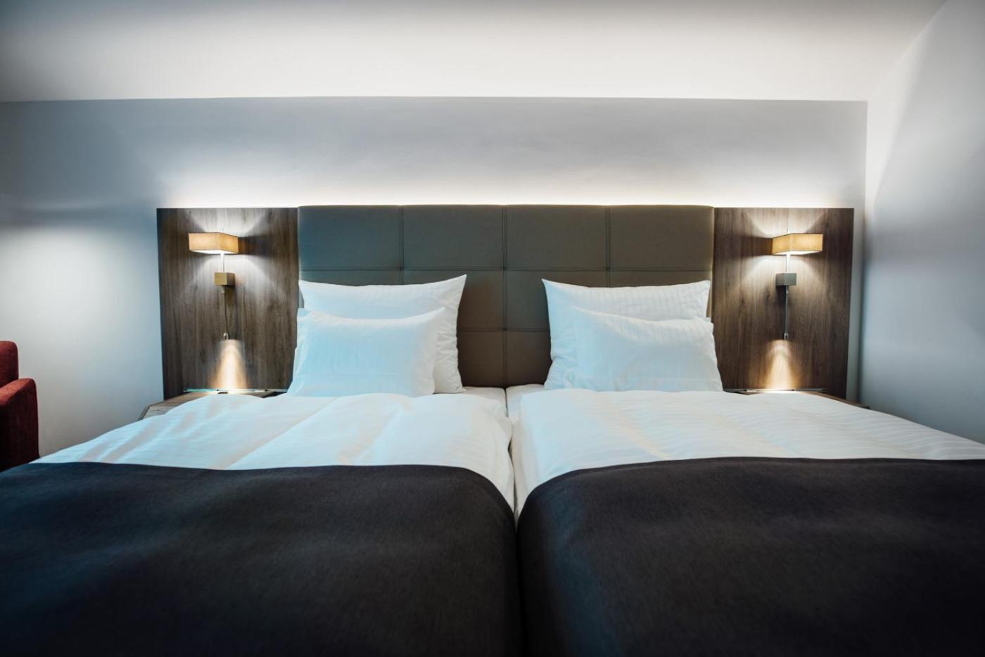 Hotel Schmachtendorf Oberhausen  Buitenkant foto